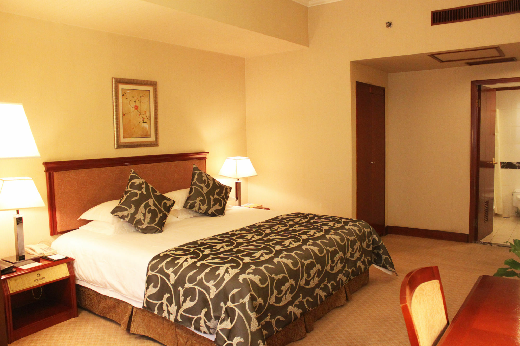 Chongqing Liyuan Hotel Bagian luar foto